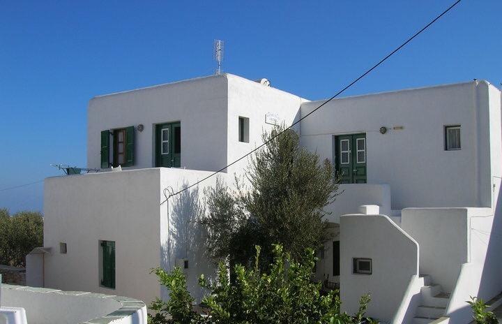 Irene Rooms Folegandros Island Bagian luar foto