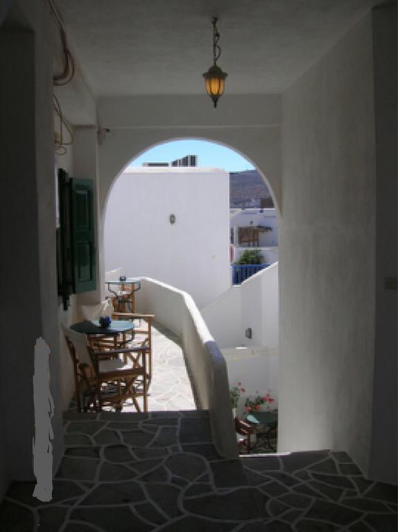 Irene Rooms Folegandros Island Bagian luar foto
